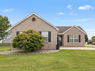 Property at 21 Doe Ct, Moro, IL
