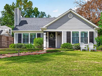 1530 Sue Barnett Dr
