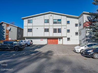 329 E 14th Ave APT 4