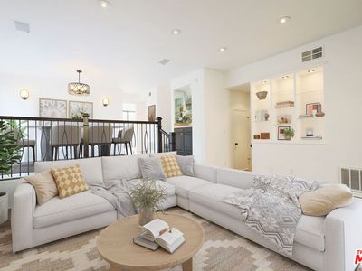 21821 Burbank Blvd Unit 151