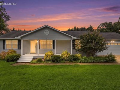 438 Fallen Leaf Dr