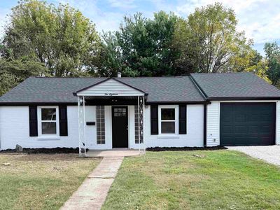 218 S Iroquois Dr