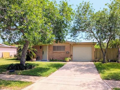 1624 E Los Ebanos Blvd