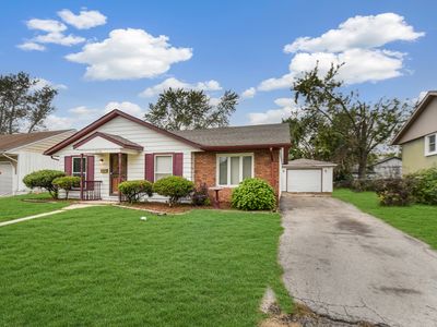 22148 E Churchill Dr