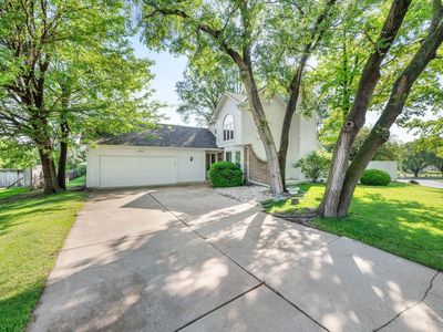 12512 E Birchwood Dr