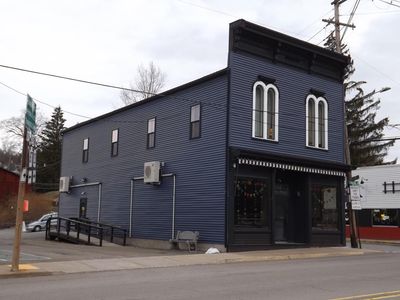 109 E Main St