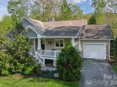 22 Sparkle Dun Dr