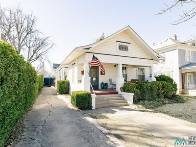 712 N Pennsylvania Ave