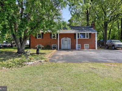 1002 Bell Ave