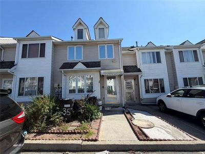 35 Hirsch Ln