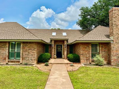 5820 Pecan Valley Ln