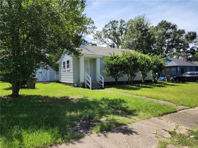 2059 Holmes Dr