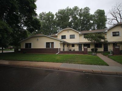 2507 Brookdale Ln