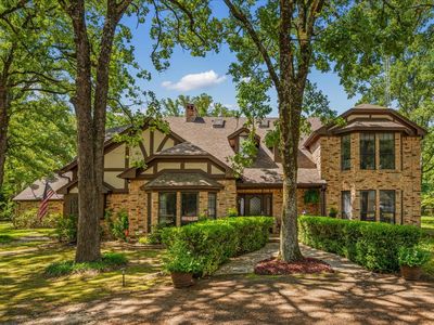 3775 Wildwood Dr