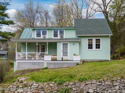 452 Mountain Road