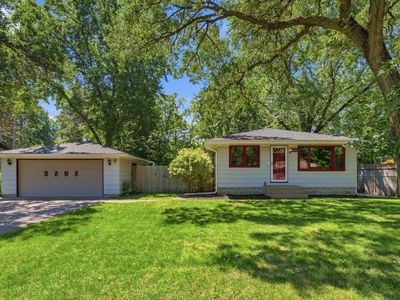2808 Laport Dr