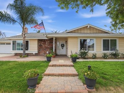 6038 Aurora Ave