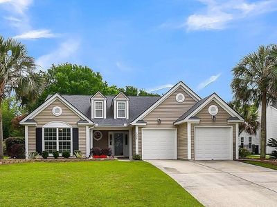 1366 Sassafrass Cir