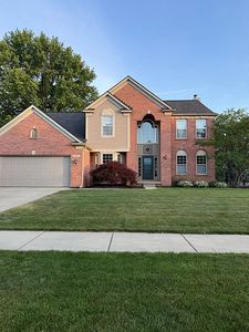 3870 Windwood Dr NE