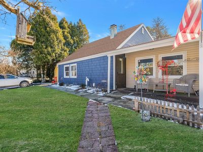 10 Clusterpine Street