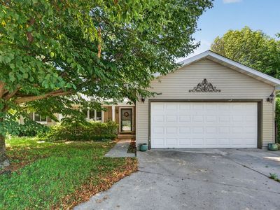 Property at 102 N Roma Ct, Toluca, IL