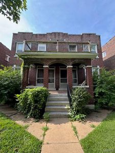 5036 Lindenwood Ave