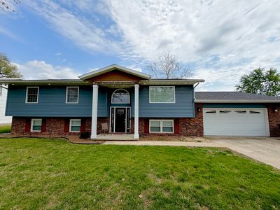 150 Woodland Dr