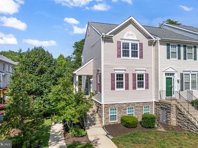 2704 Oak Leaf Ct #E