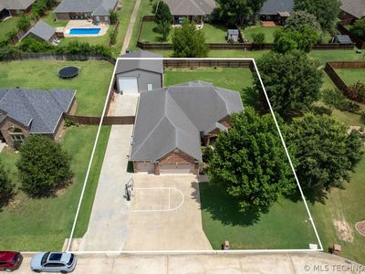 5718 Beretta Blvd