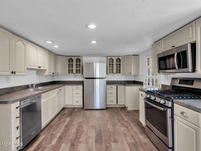 9 Arneytown Hornerstown Road