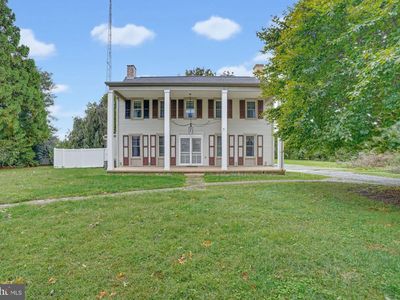 3886 Brenford Rd
