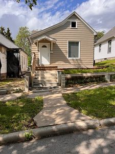 2905 Penn St