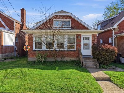 3014 Vernon Ave