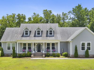 2703 E Fairway Road
