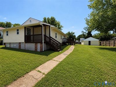 2508 Robert Moore Cir