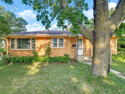 605 Greenbrier St