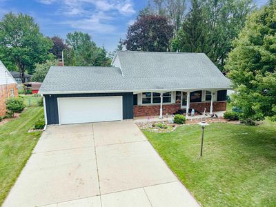 430 Fairview Way
