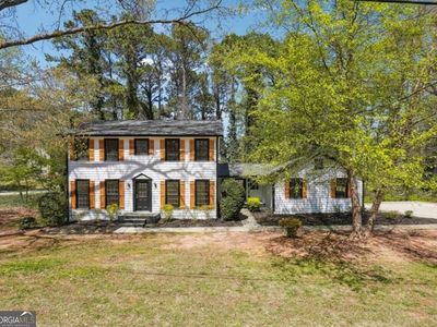 6364 Queen View Ln