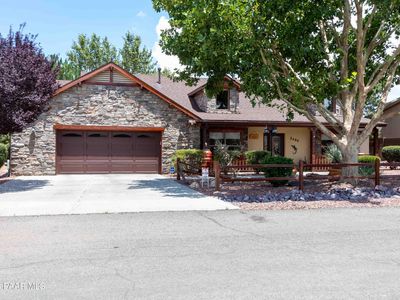 2490 Gables Way