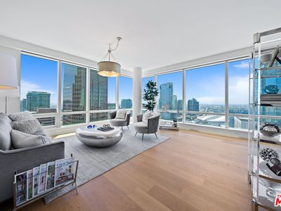 877 S Francisco St #2609