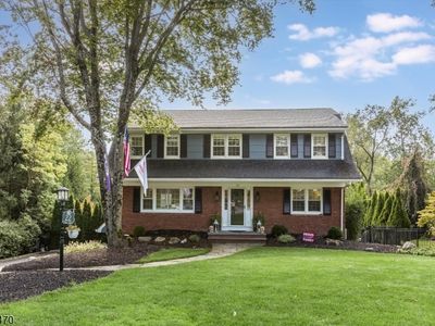 22 Sloping Hill Ter