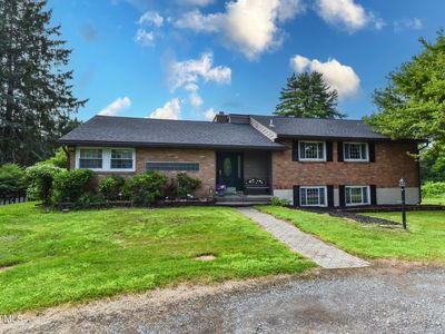 144 Ashdown Road
