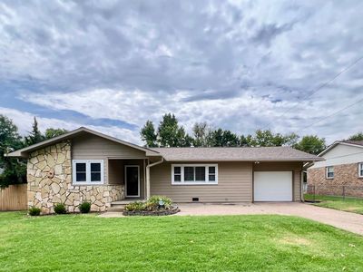 261 Greenway Rd