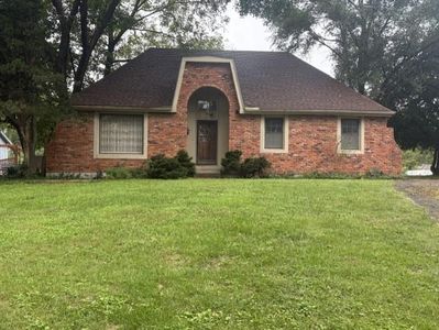Property at 9500 Canterbury St, Overland Park, KS