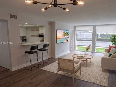 501 Three Islands Blvd APT 112