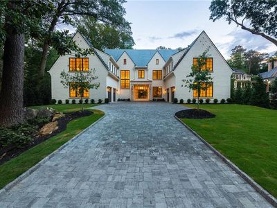 258 Pineland Rd NW