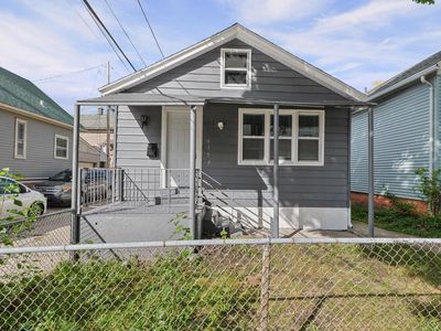 917 S 9th STREET
