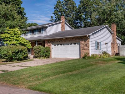 5624 Danbury Dr