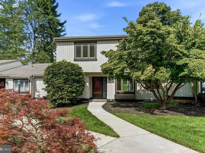 301 Devon Ln #301