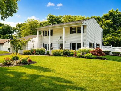 21 Chesapeake Bay Rd
